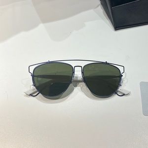 Christian Dior technologic sunglasses womens aviator brown lens, blue frame